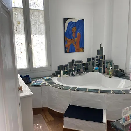 Dom wakacyjny Maison Sur L'eau Avec Jardin Et Piscine Bellerive-sur-Allier