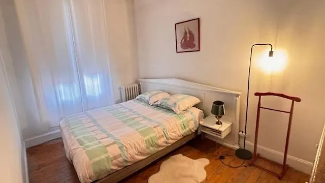 Maison Sur L'eau Avec Jardin Et Piscine Holiday home Bellerive-sur-Allier